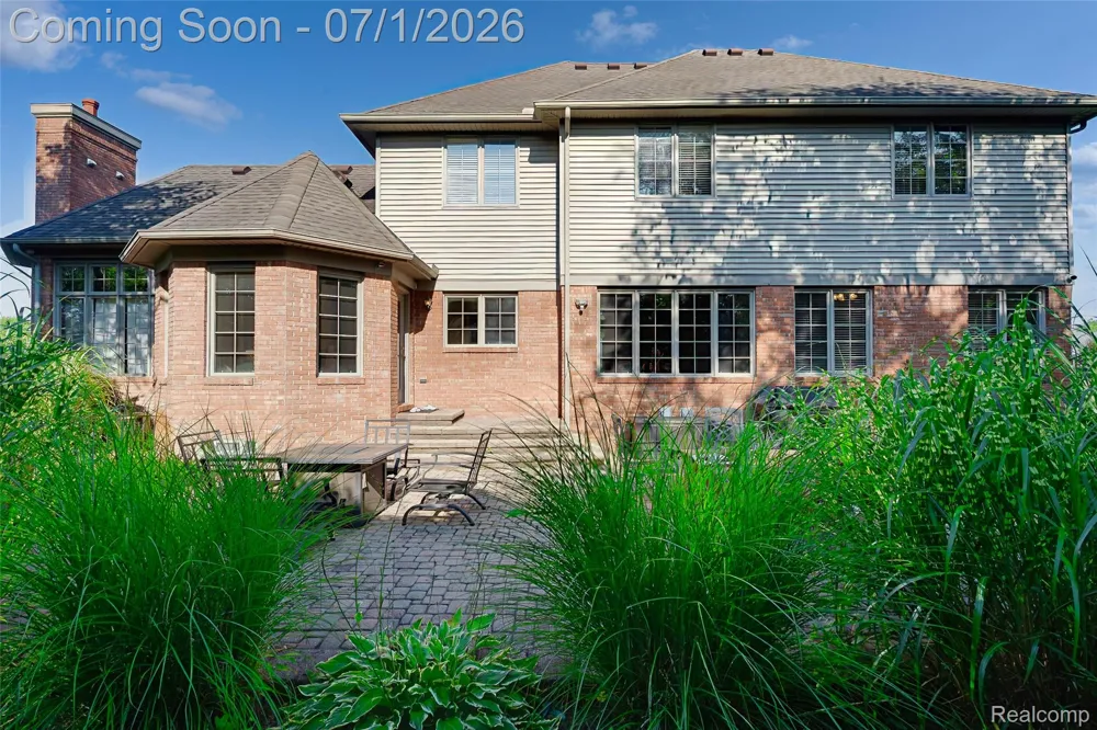 4461 Old Oak Court Superior Charter Township, MI 48170