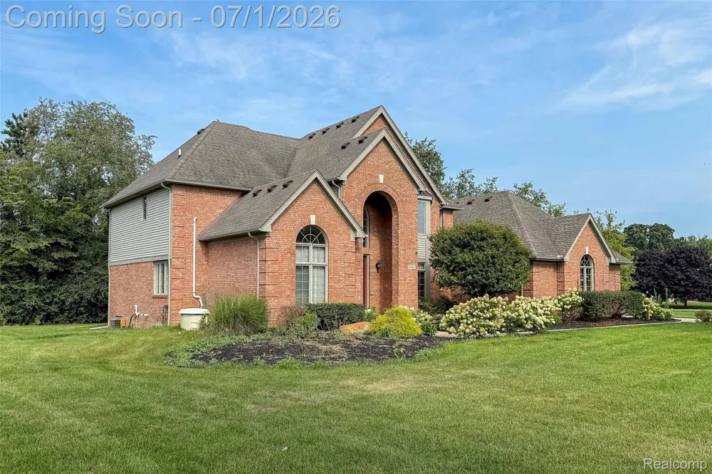 4461 Old Oak Court Superior Charter Township, MI 48170