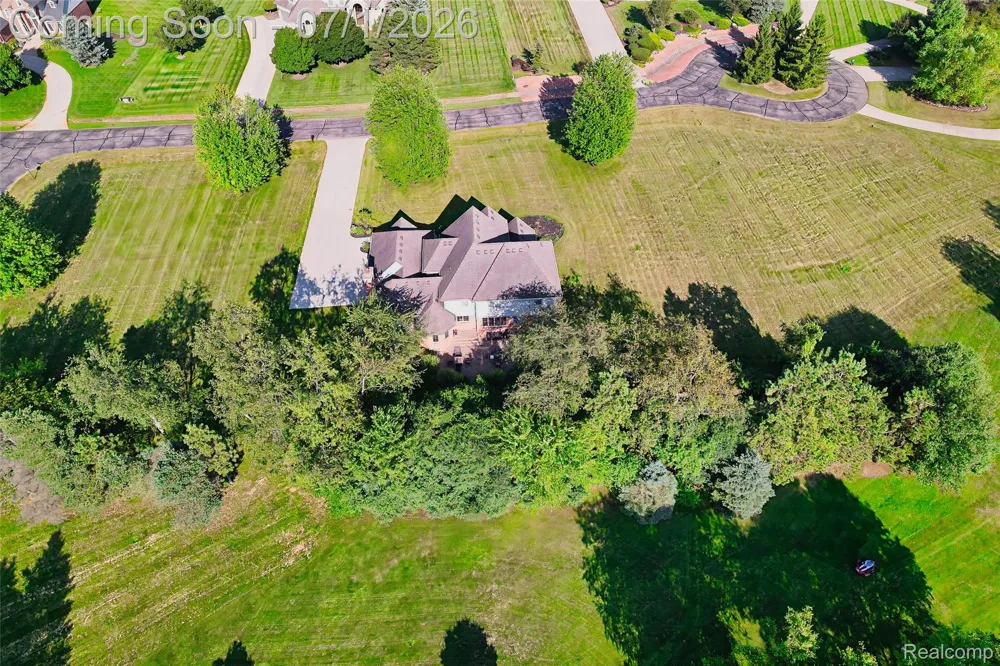 4461 Old Oak Court Superior Charter Township, MI 48170