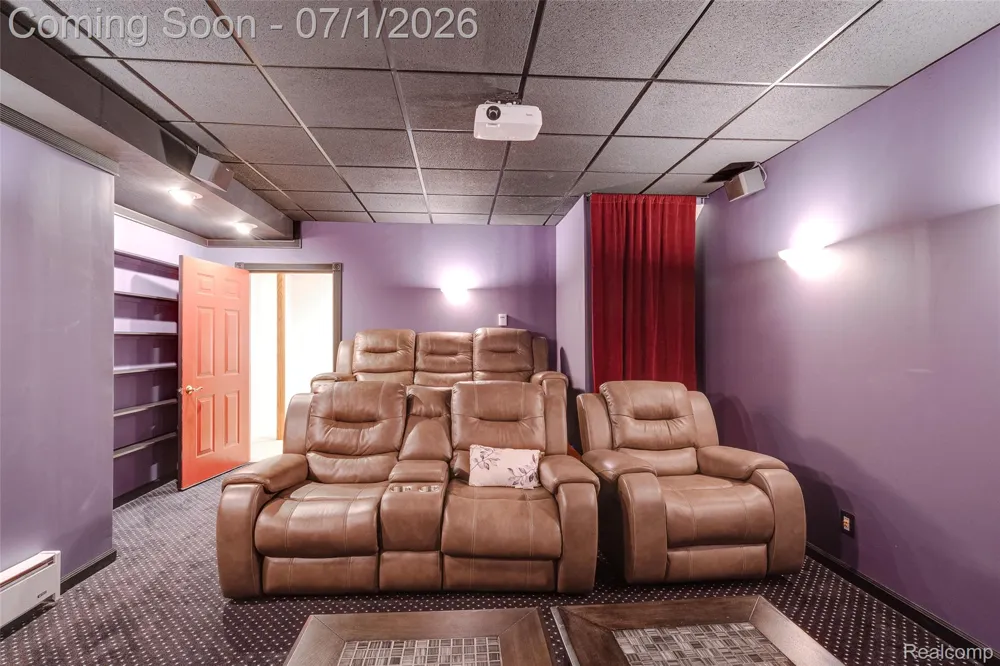 4461 Old Oak Court Superior Charter Township, MI 48170