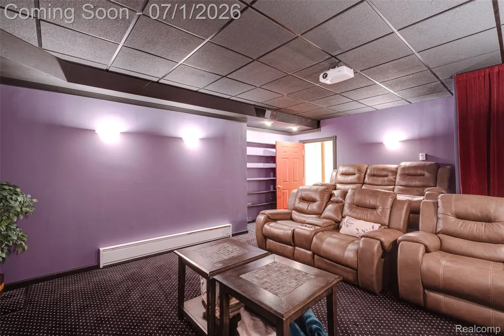 4461 Old Oak Court Superior Charter Township, MI 48170