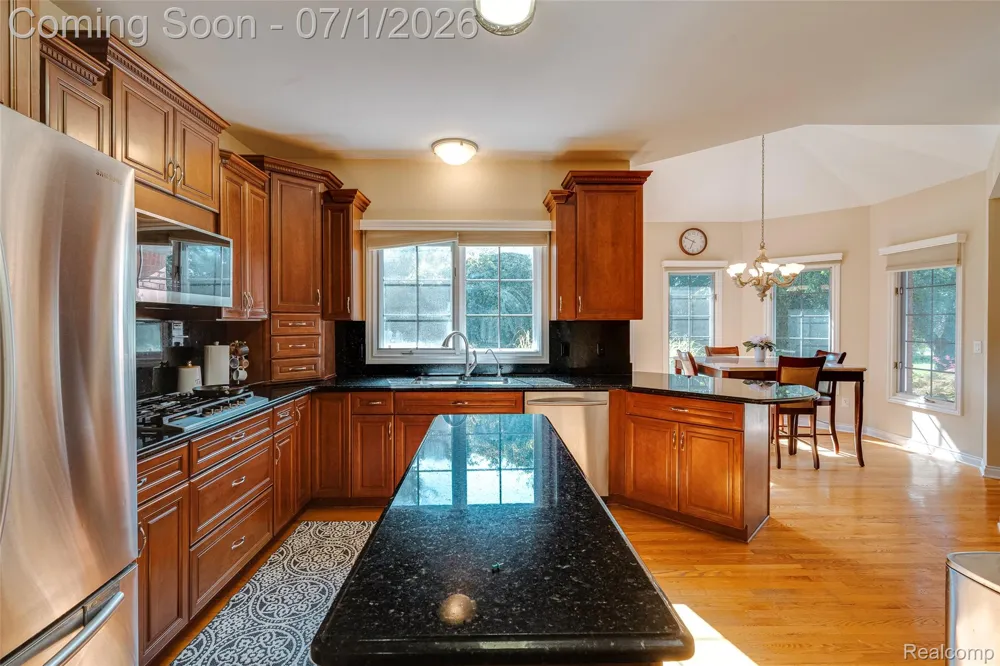 4461 Old Oak Court Superior Charter Township, MI 48170