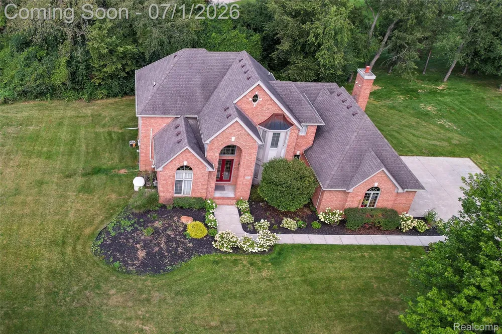 4461 Old Oak Court Superior Charter Township, MI 48170
