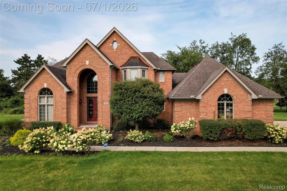 4461 Old Oak Court Superior Charter Township, MI 48170