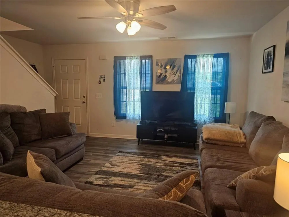 386 Village Creek Dr Drive Chatsworth, GA 30705