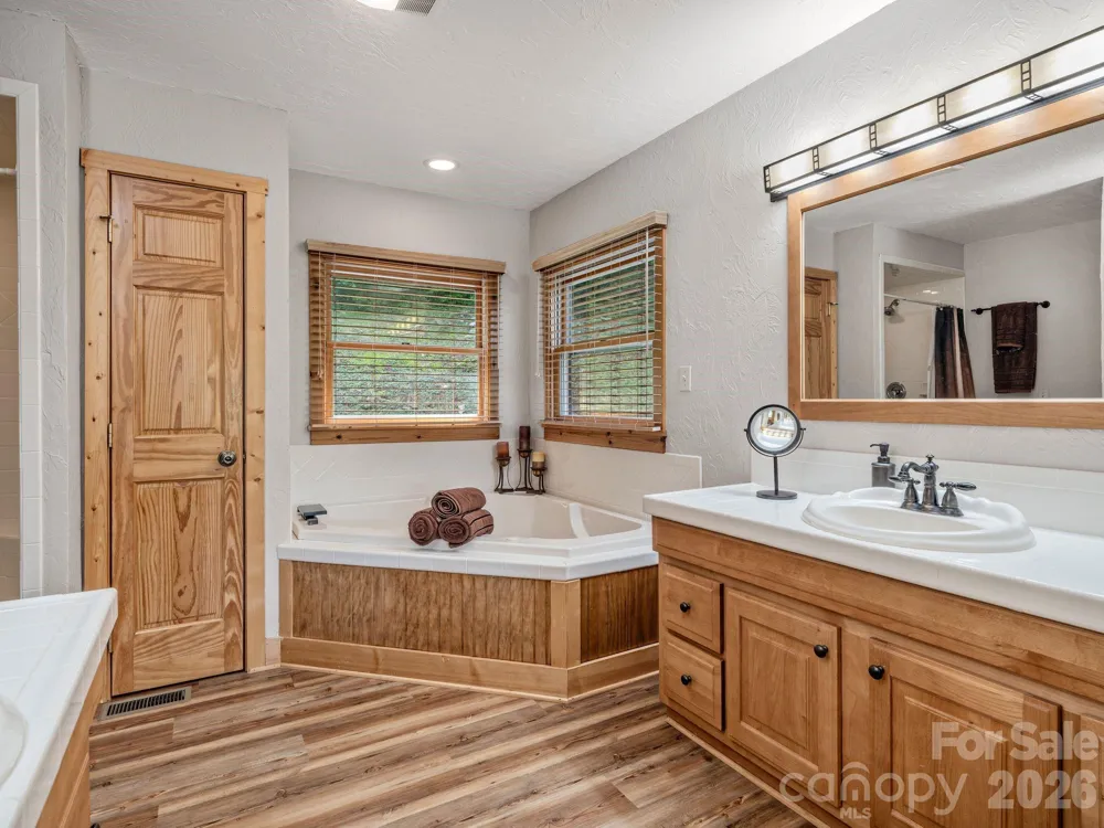 59 W Canoe Creek Drive #3 Tuckasegee, NC 28783