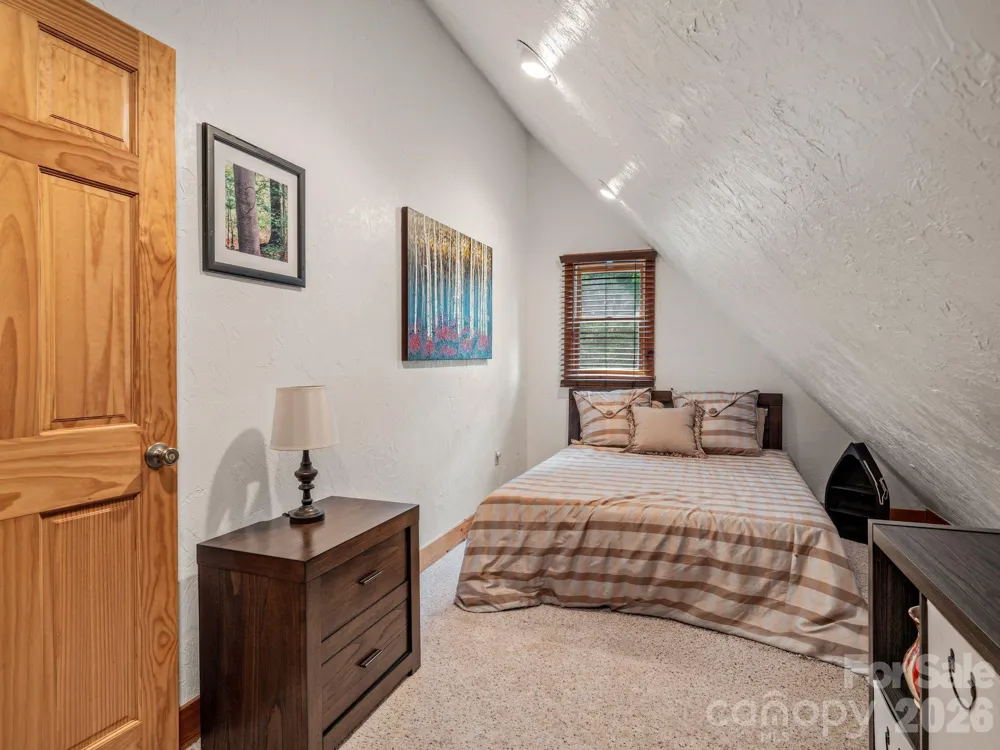 59 W Canoe Creek Drive #3 Tuckasegee, NC 28783