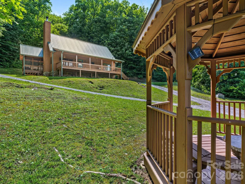 59 W Canoe Creek Drive #3 Tuckasegee, NC 28783