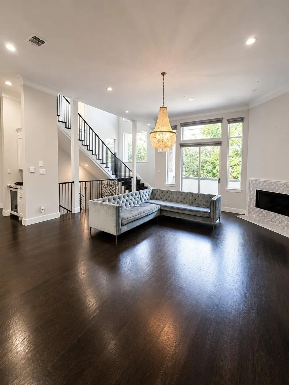 2211 Worthington Street Dallas, TX 75204