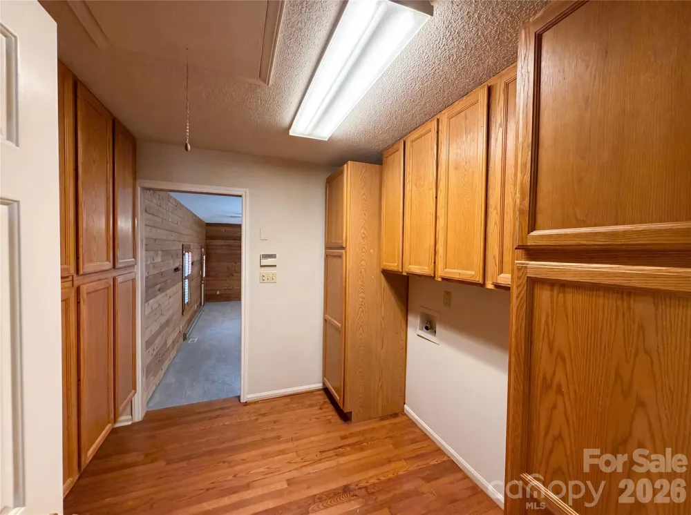 8400 Chestnut Oak Court Harrisburg, NC 28075