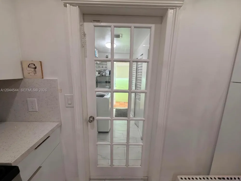 974 SE 1st St #974 Hialeah, FL 33010