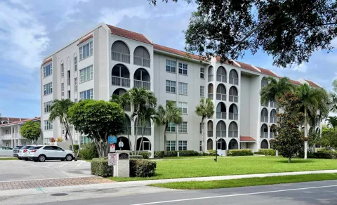 250 NE 20th Street #3080