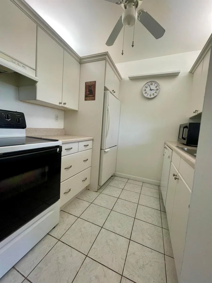 250 NE 20th Street #3080 Boca Raton, FL 33431