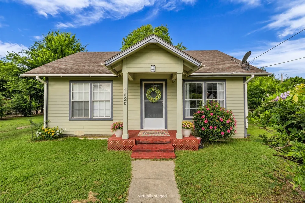 1020 Fisher Street Bellmead, TX 76705