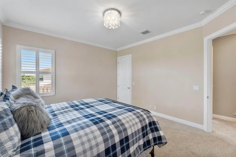 11525 NW 81st Place Parkland, FL 33076