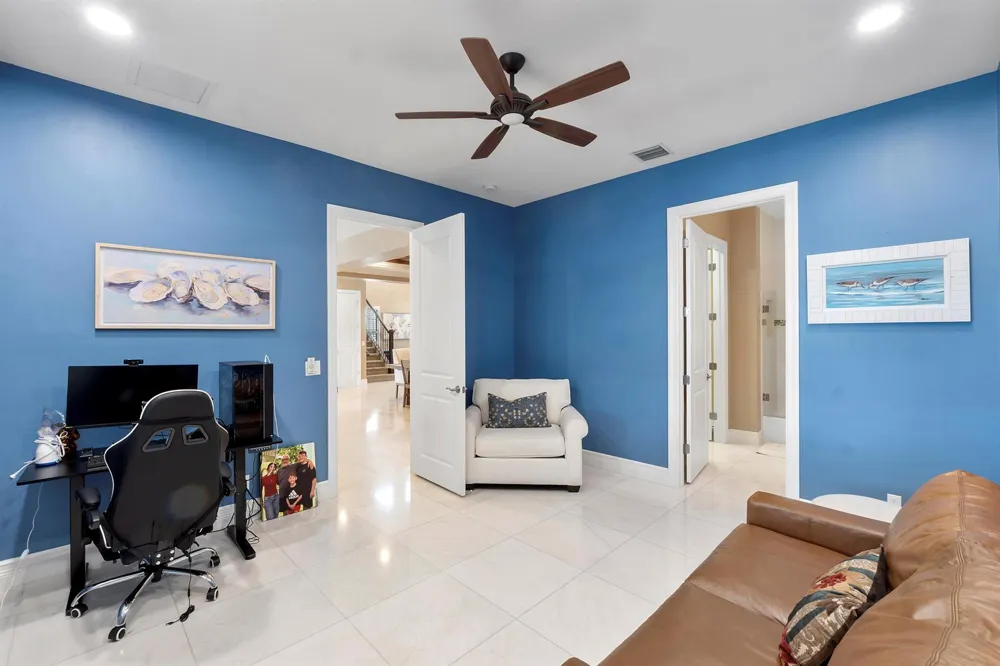 11525 NW 81st Place Parkland, FL 33076
