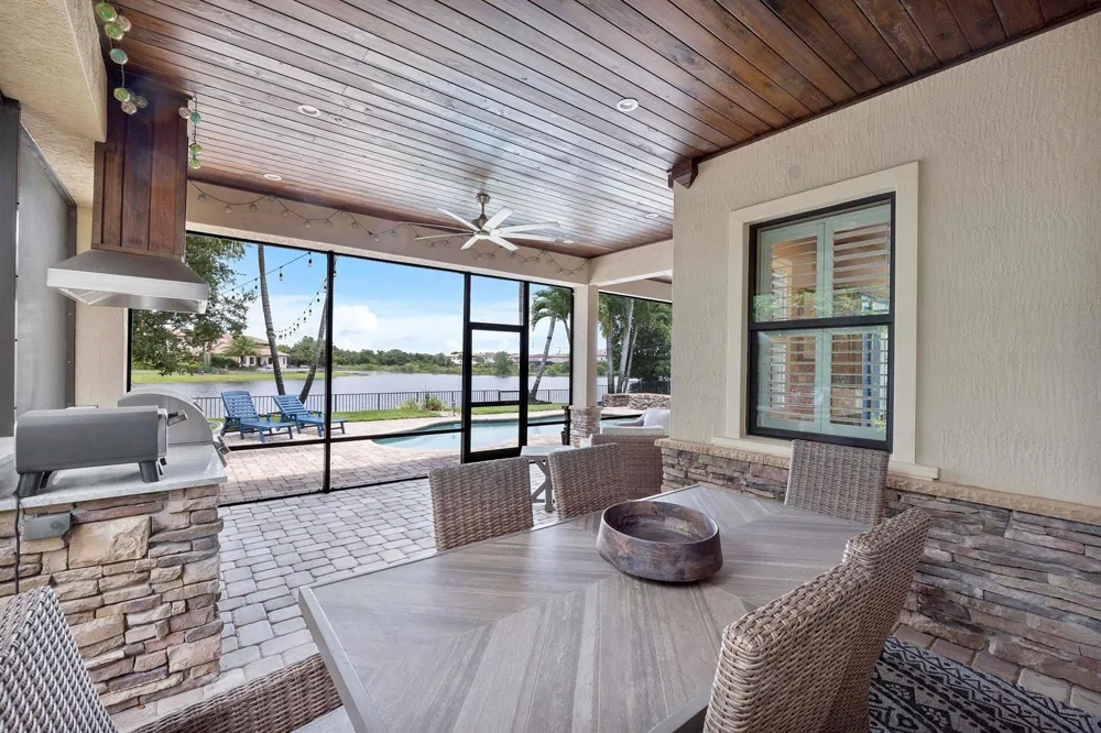 11525 NW 81st Place Parkland, FL 33076