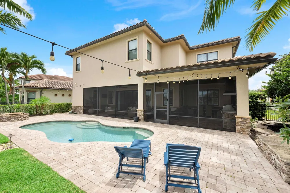 11525 NW 81st Place Parkland, FL 33076