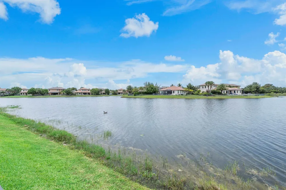 11525 NW 81st Place Parkland, FL 33076