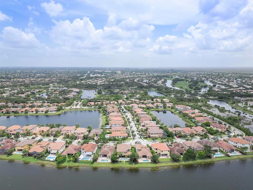11525 NW 81st Place Parkland, FL 33076