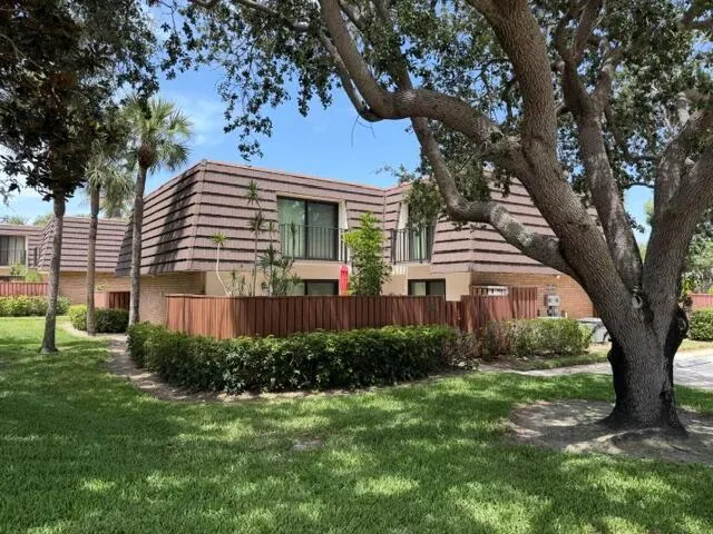 1604 16th Court Jupiter, FL 33477