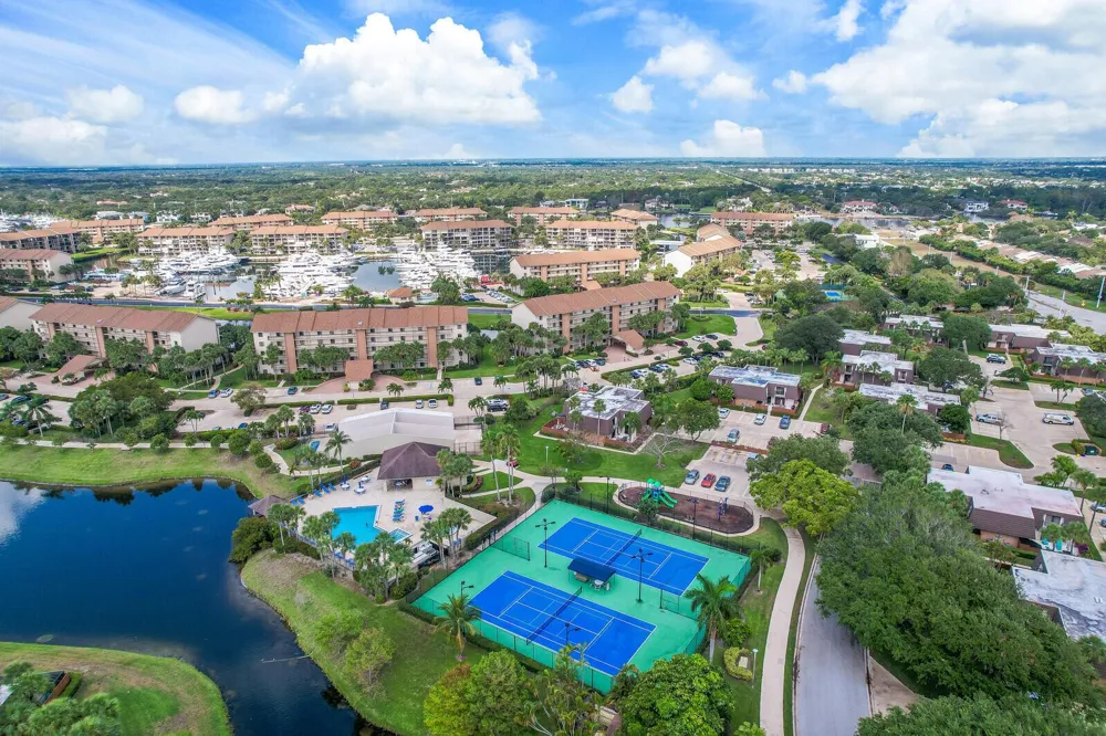 1604 16th Court Jupiter, FL 33477
