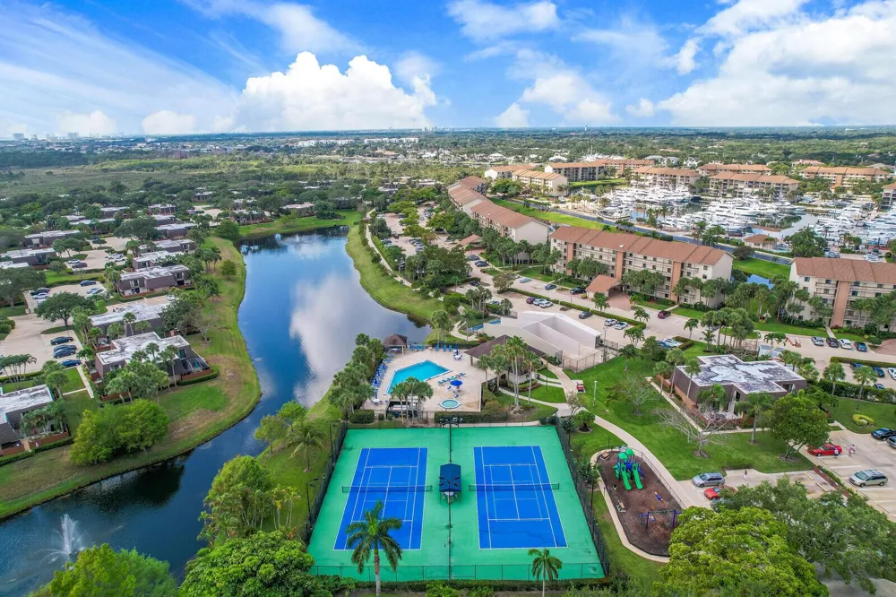 1604 16th Court Jupiter, FL 33477