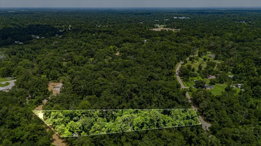 W Magnolia Ln New Caney, TX 77357