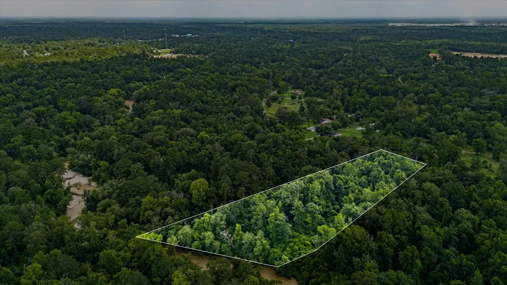 W Magnolia Ln New Caney, TX 77357