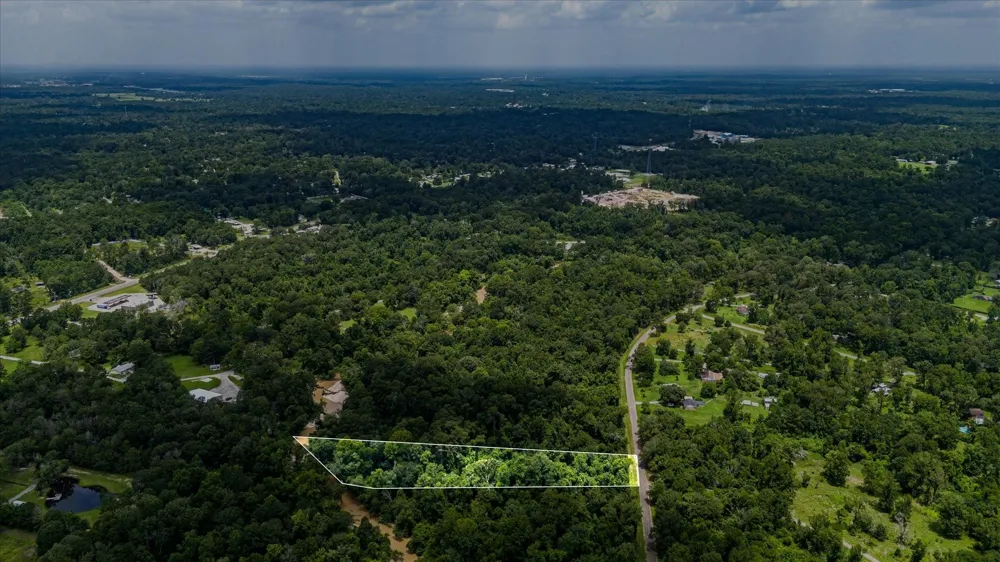 W Magnolia Ln New Caney, TX 77357