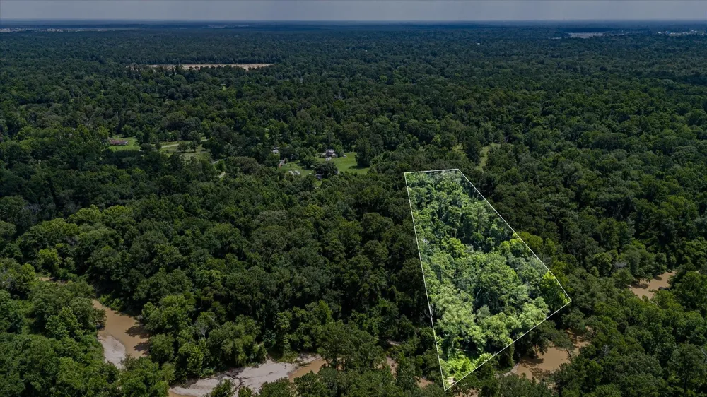 W Magnolia Ln New Caney, TX 77357
