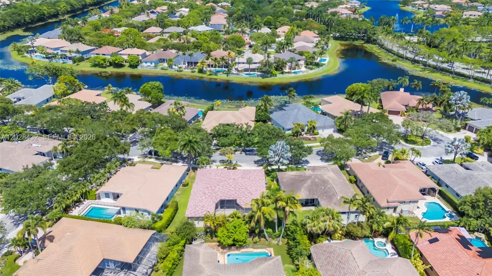 3852 Oak Ridge Cir Weston, FL 33331