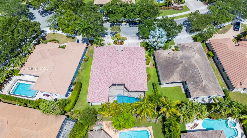 3852 Oak Ridge Cir Weston, FL 33331