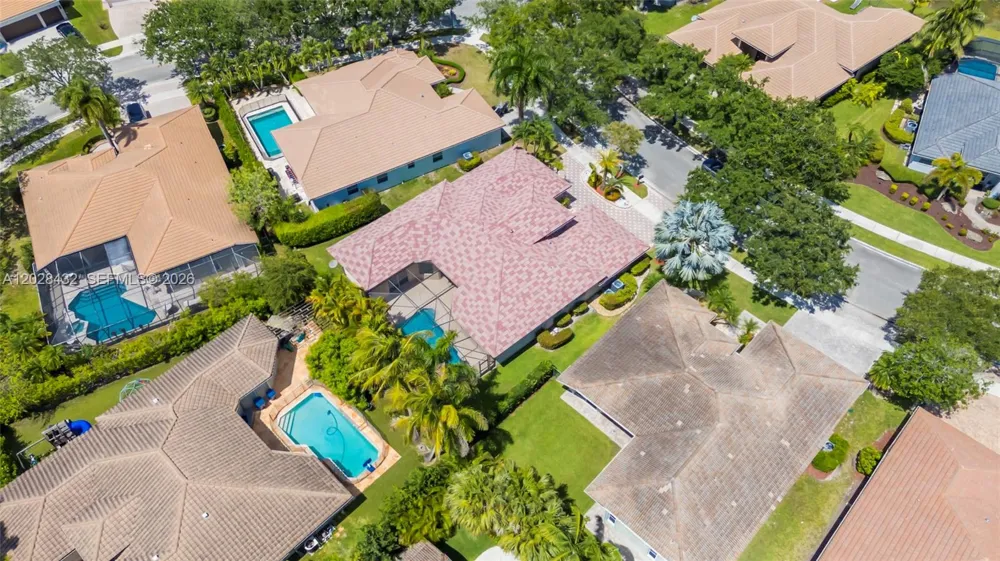 3852 Oak Ridge Cir Weston, FL 33331