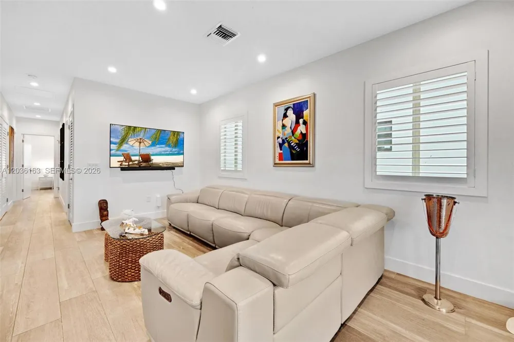 410 Bowie Ln Key Largo, FL 33037
