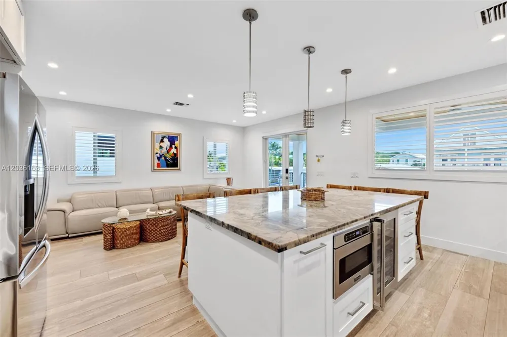410 Bowie Ln Key Largo, FL 33037