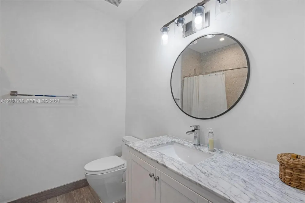 410 Bowie Ln Key Largo, FL 33037
