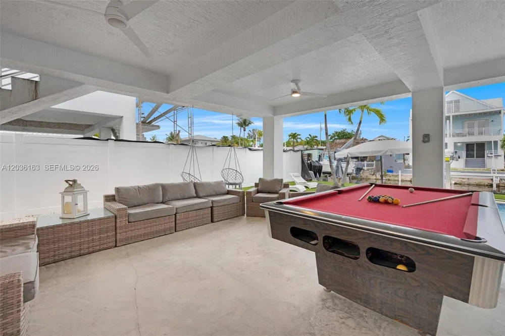 410 Bowie Ln Key Largo, FL 33037