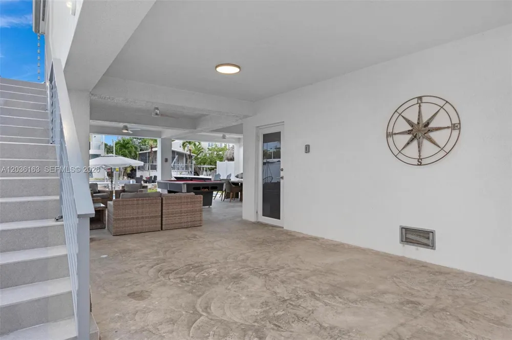 410 Bowie Ln Key Largo, FL 33037