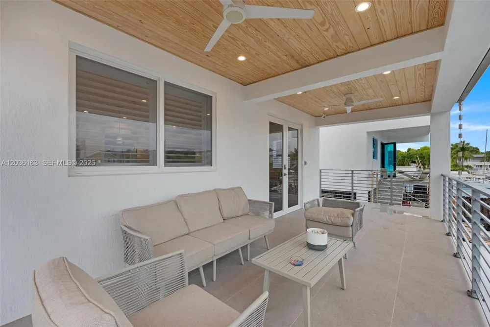 410 Bowie Ln Key Largo, FL 33037