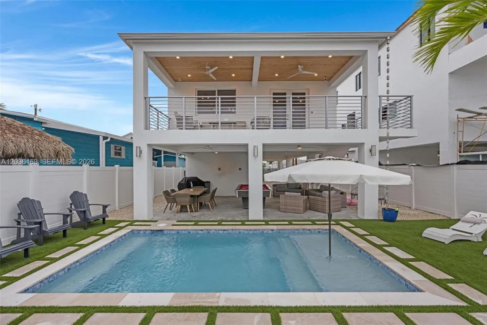 410 Bowie Ln Key Largo, FL 33037
