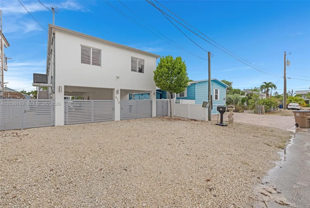 410 Bowie Ln Key Largo, FL 33037