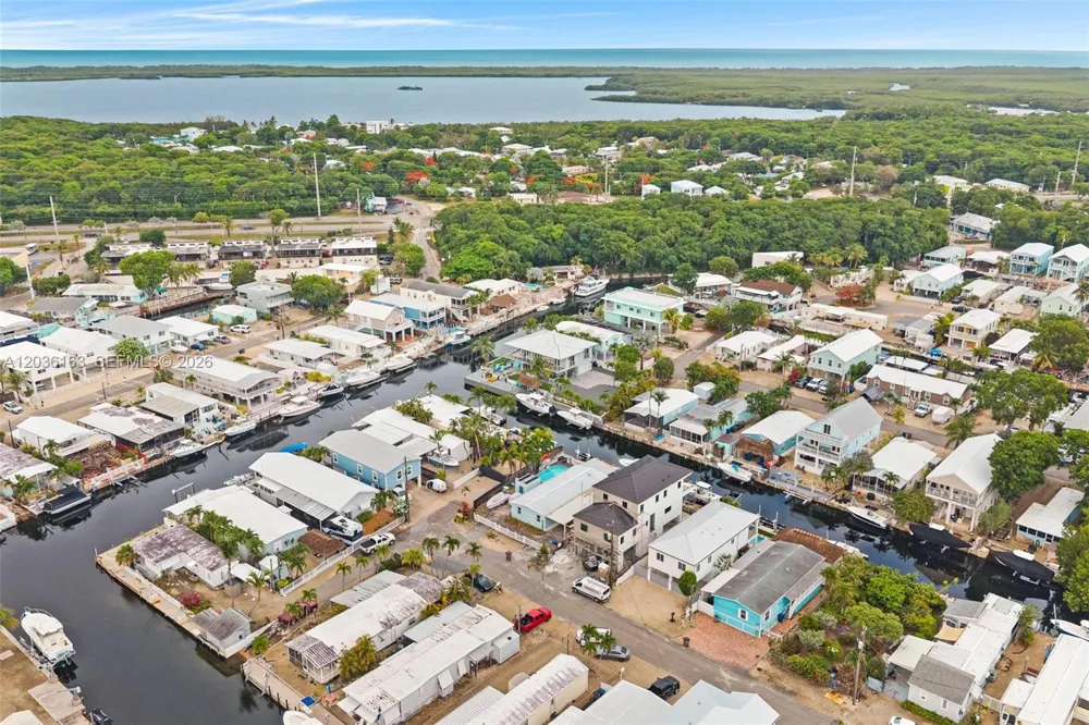410 Bowie Ln Key Largo, FL 33037