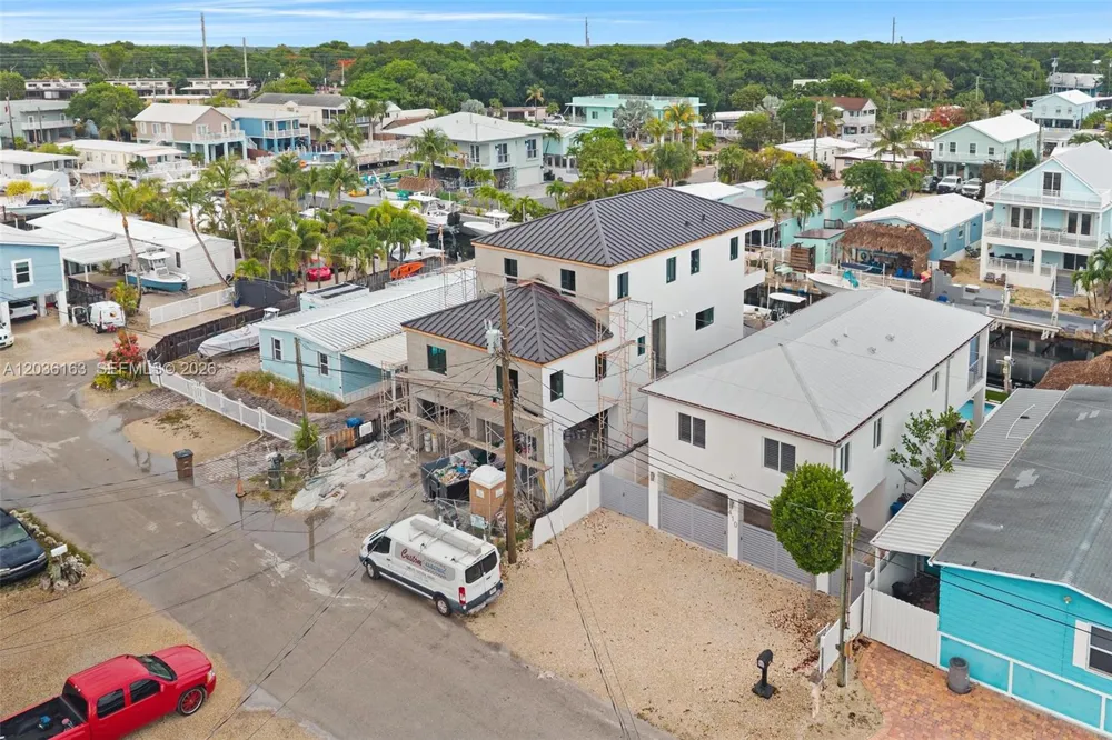 410 Bowie Ln Key Largo, FL 33037