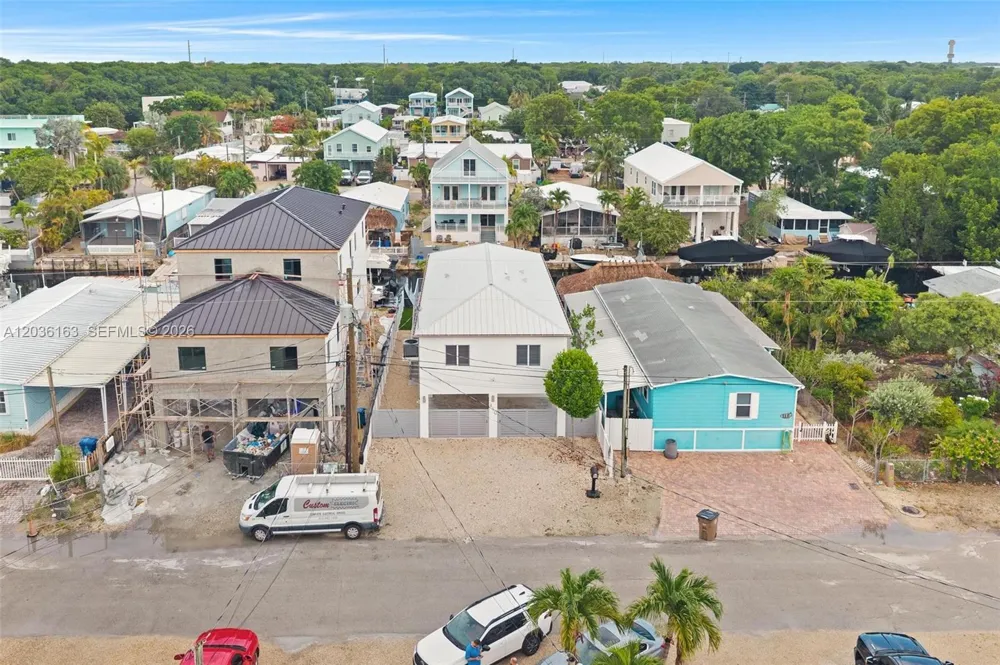 410 Bowie Ln Key Largo, FL 33037