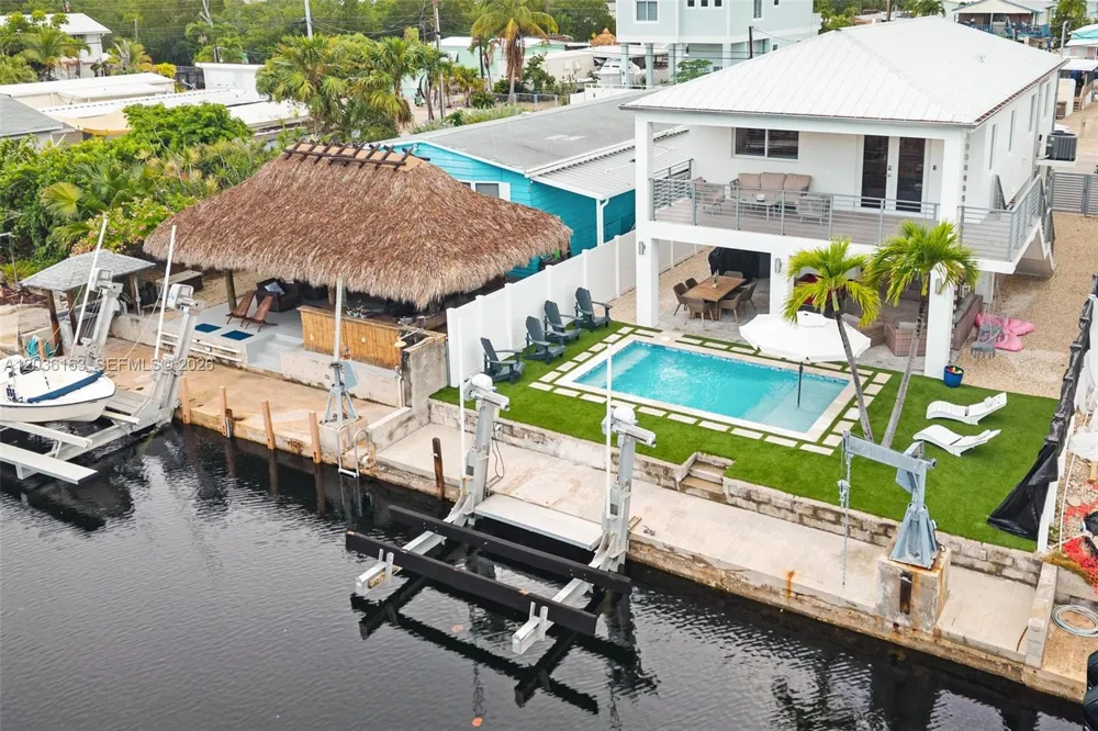 410 Bowie Ln Key Largo, FL 33037