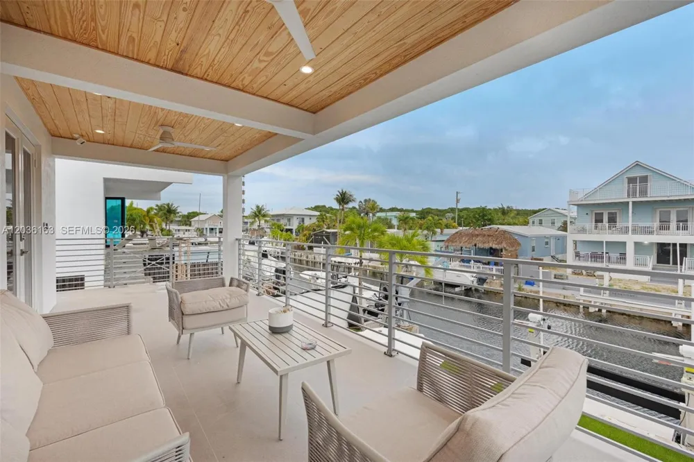 410 Bowie Ln Key Largo, FL 33037