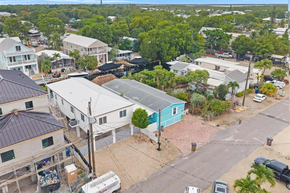 410 Bowie Ln Key Largo, FL 33037
