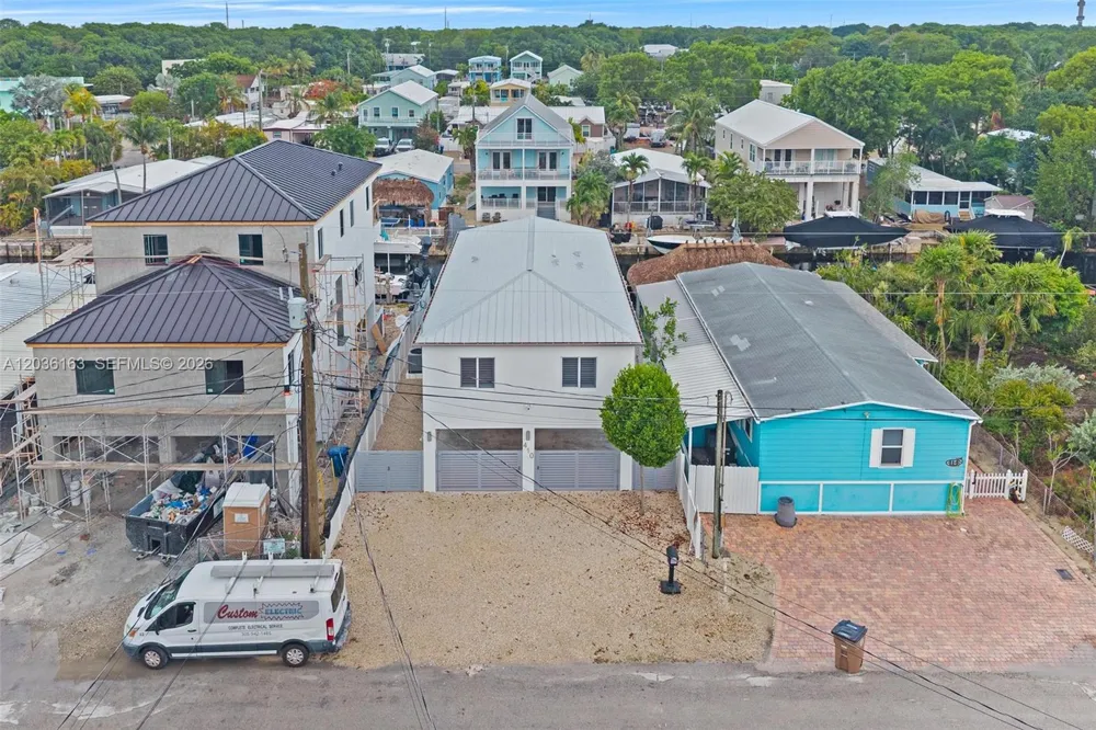 410 Bowie Ln Key Largo, FL 33037