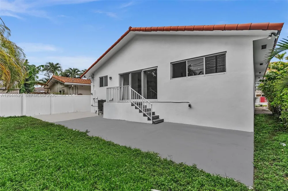 8858 Harding Ave Surfside, FL 33154